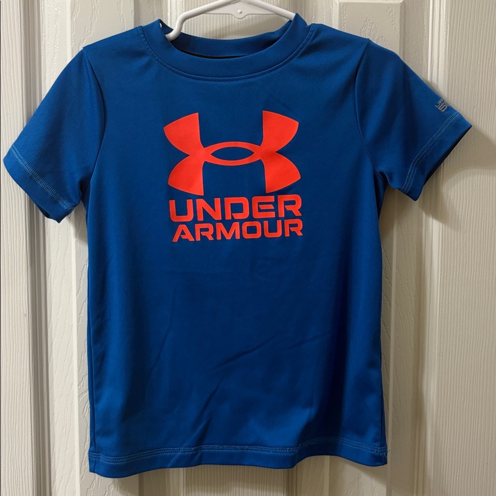 Boys Under Armour Swim rash guard and swim trunk